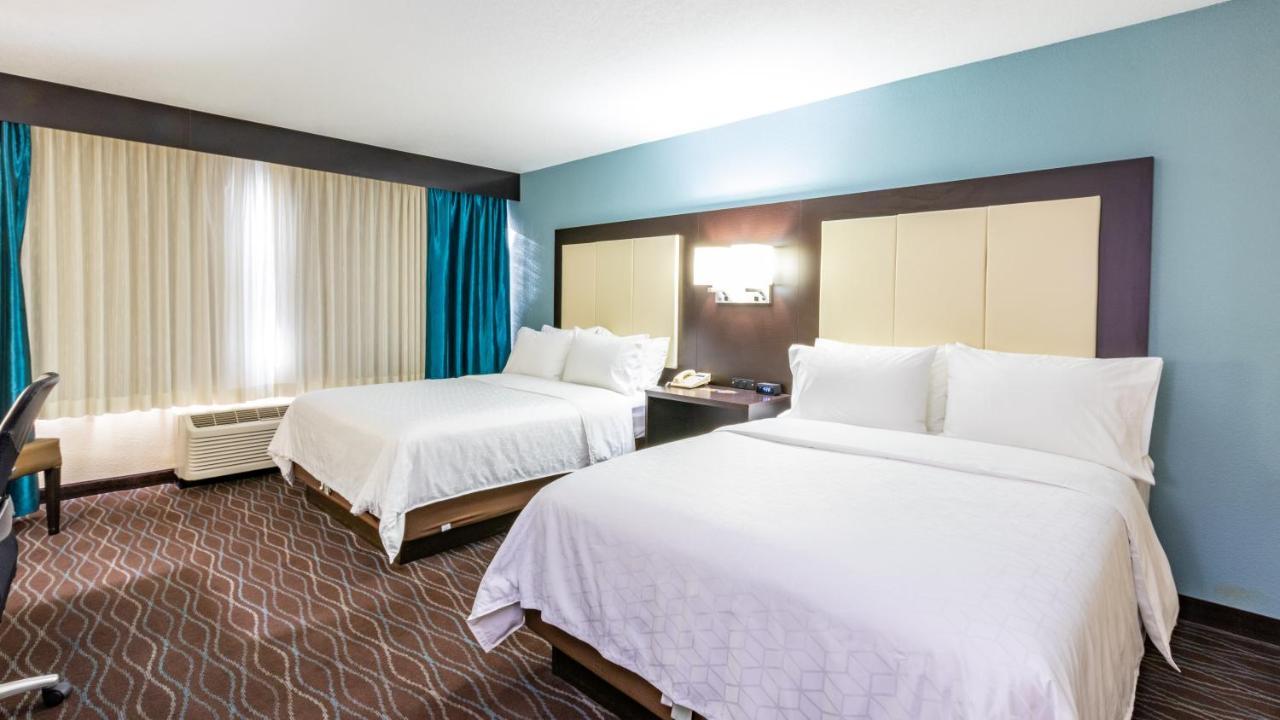 Holiday Express Downtown By Ihg